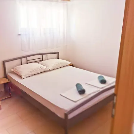 On Ground Floor 50 Paces From Beach * Zadar